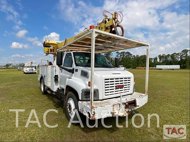 Image of GMC C7500 equipment image 4