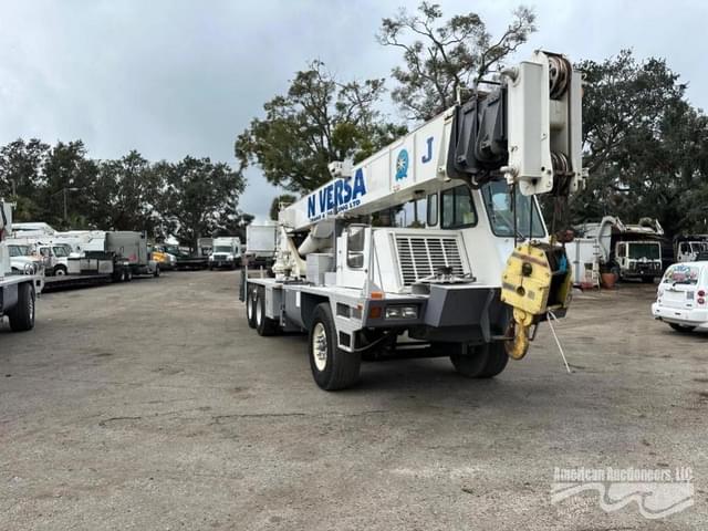 Image of Terex 423 equipment image 3