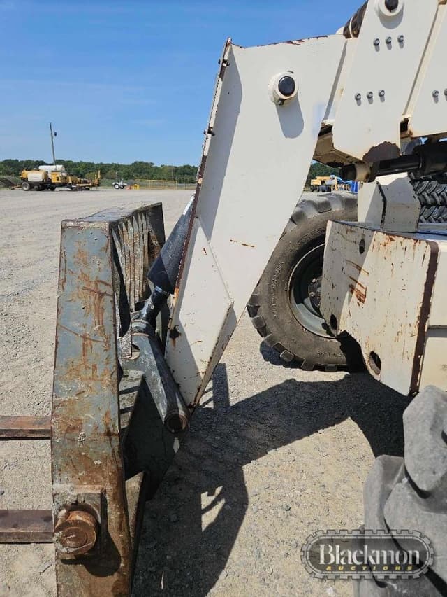 Image of Terex GTH-844 equipment image 2