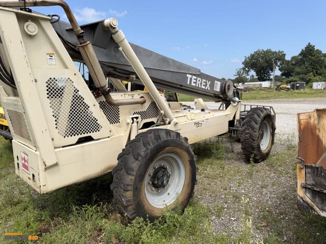 Image of Terex TH842C equipment image 3