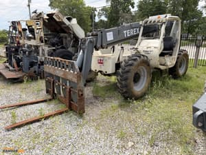Terex TH842C Image