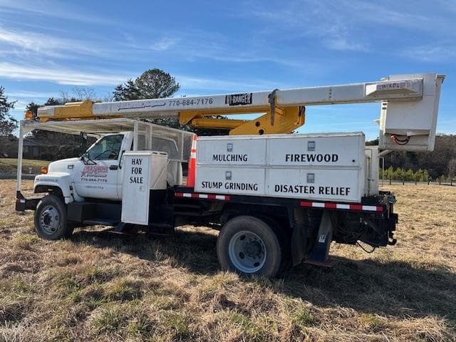 Image of GMC C7500 equipment image 1