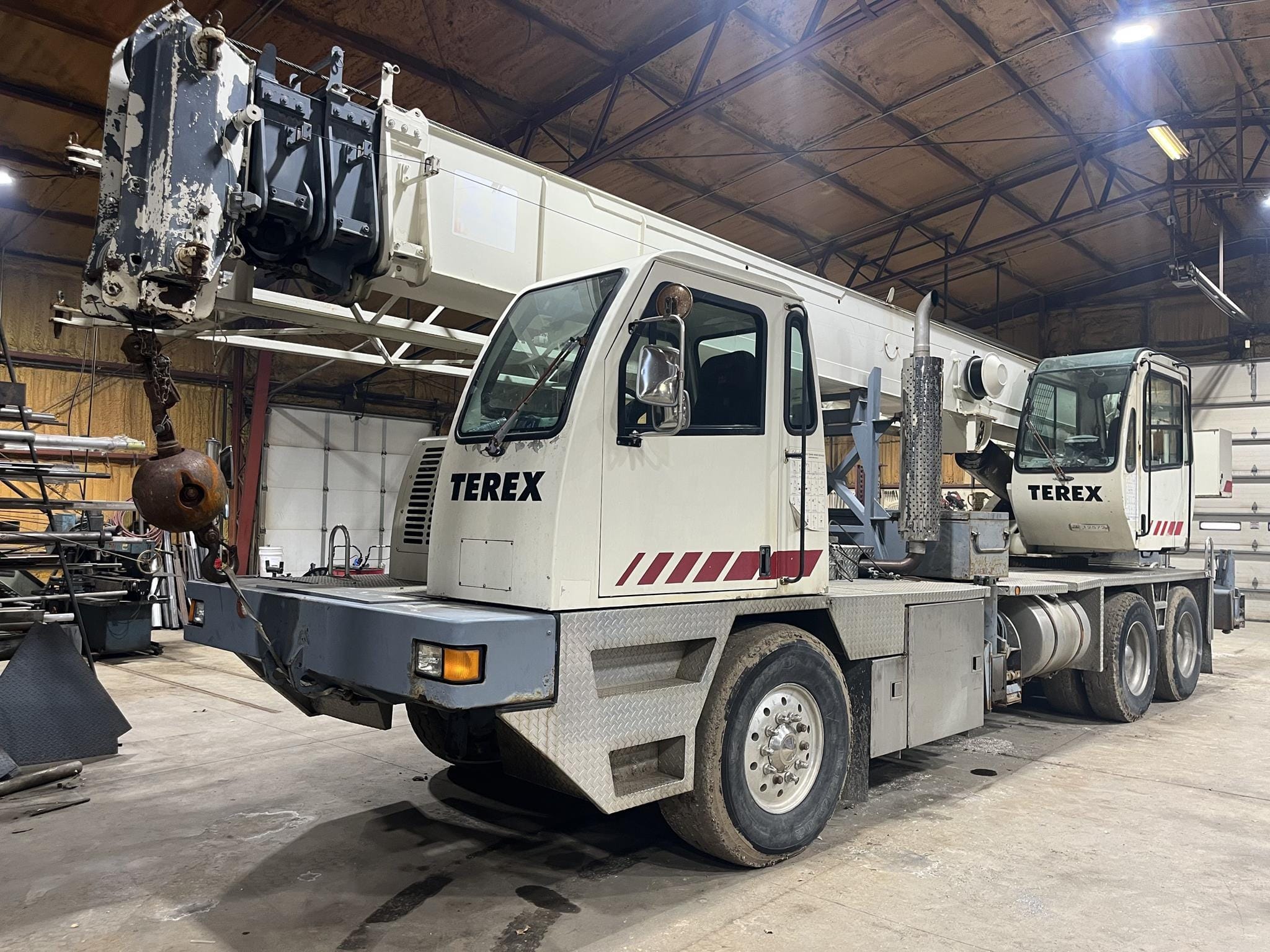Main image Terex T340