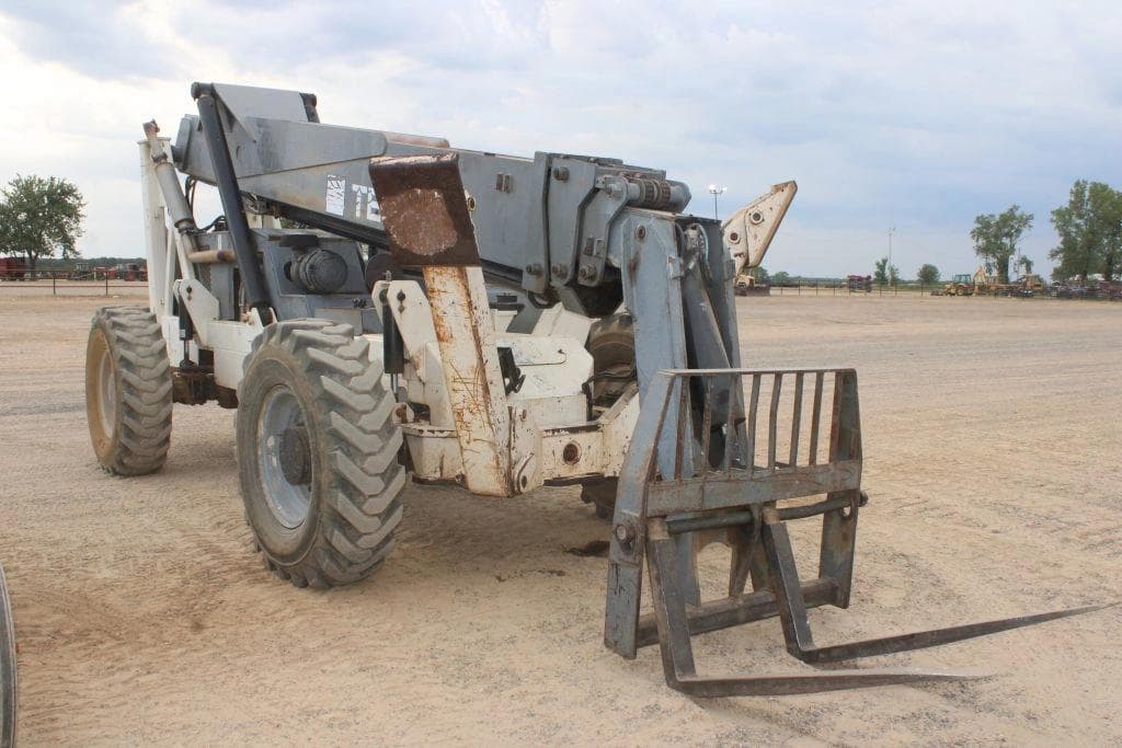 Image of Terex TH1056C Primary image