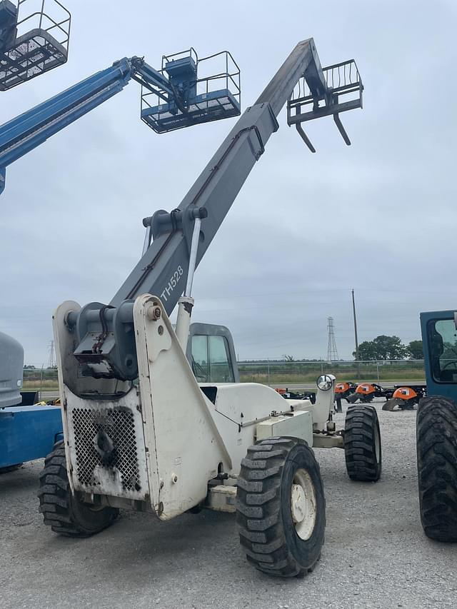 Image of Terex TH528 equipment image 3