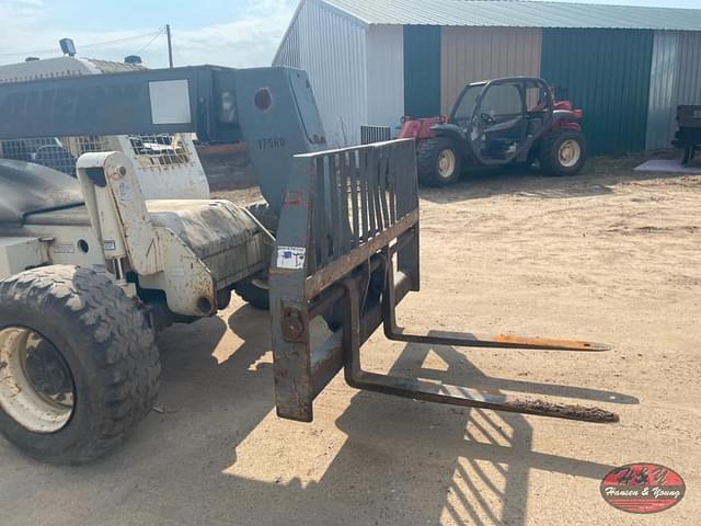 Image of Terex TH528 equipment image 4