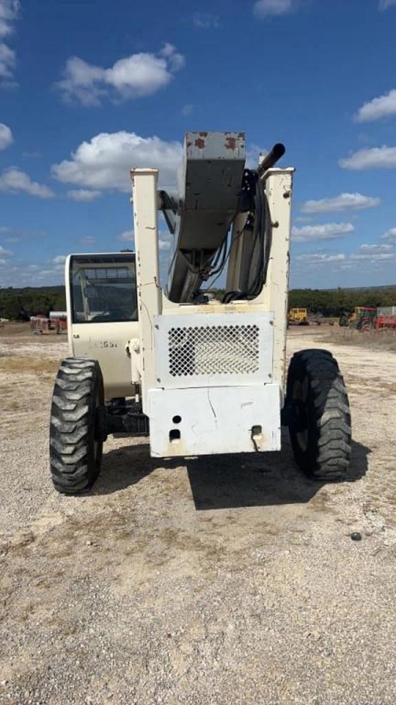 Image of Terex TH842C equipment image 3