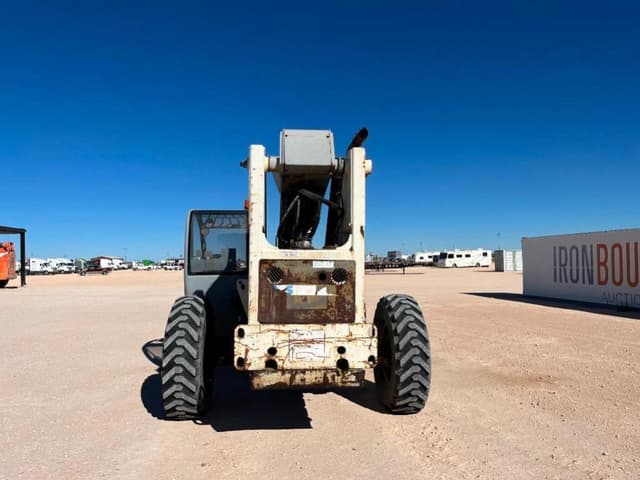 Image of Terex TH842C equipment image 3