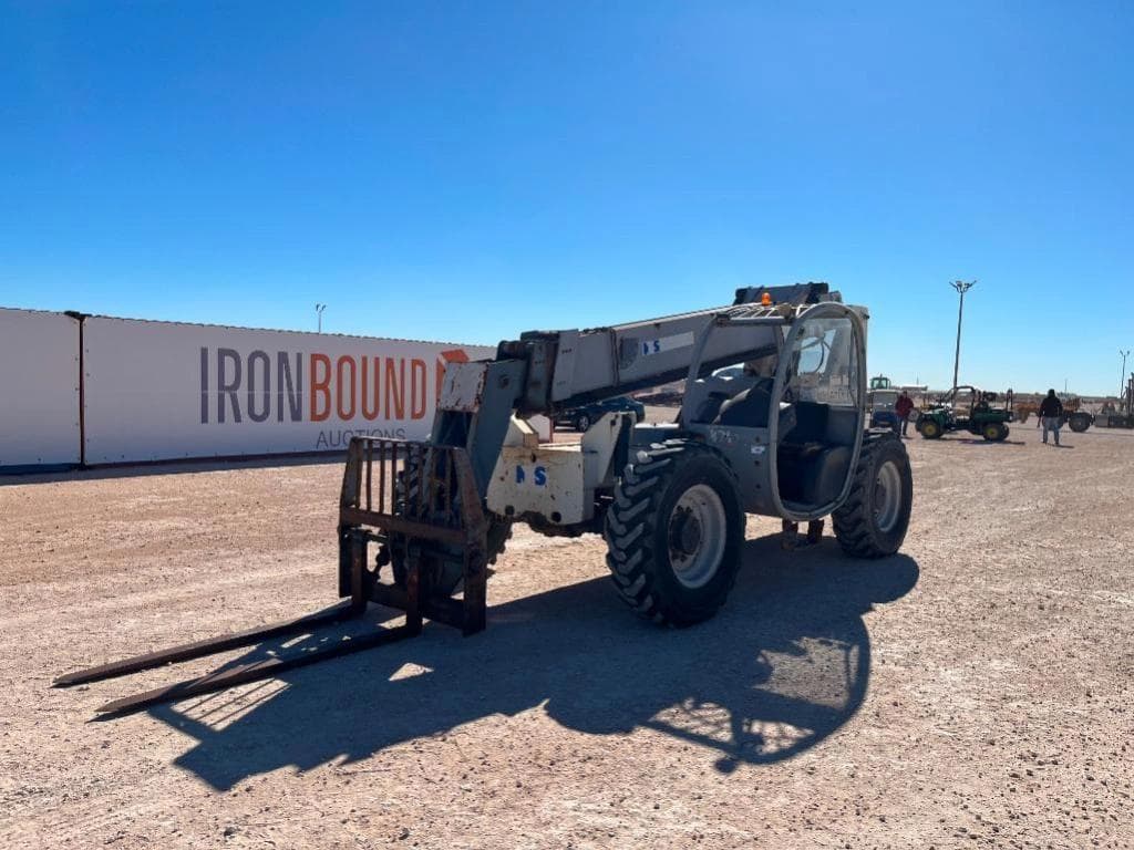 Image of Terex TH842C Primary image