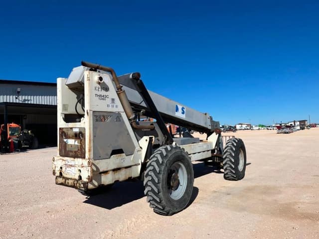 Image of Terex TH842C equipment image 4