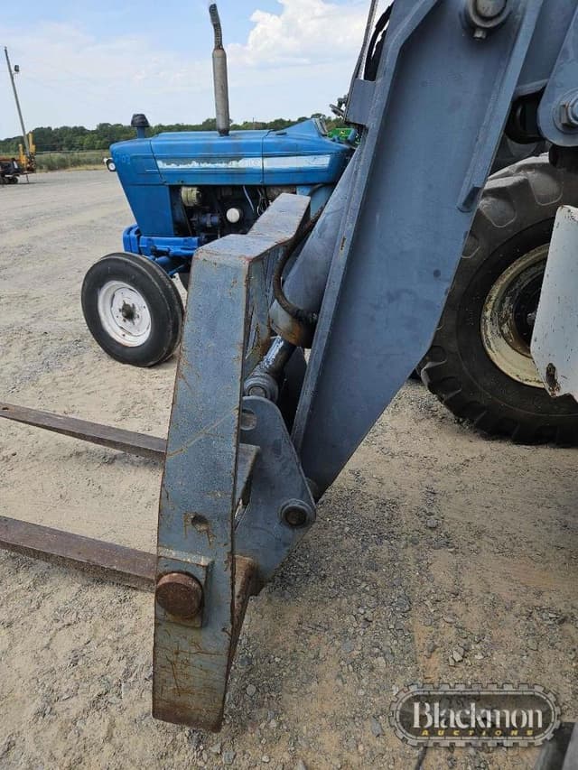 Image of Terex TH844C equipment image 2