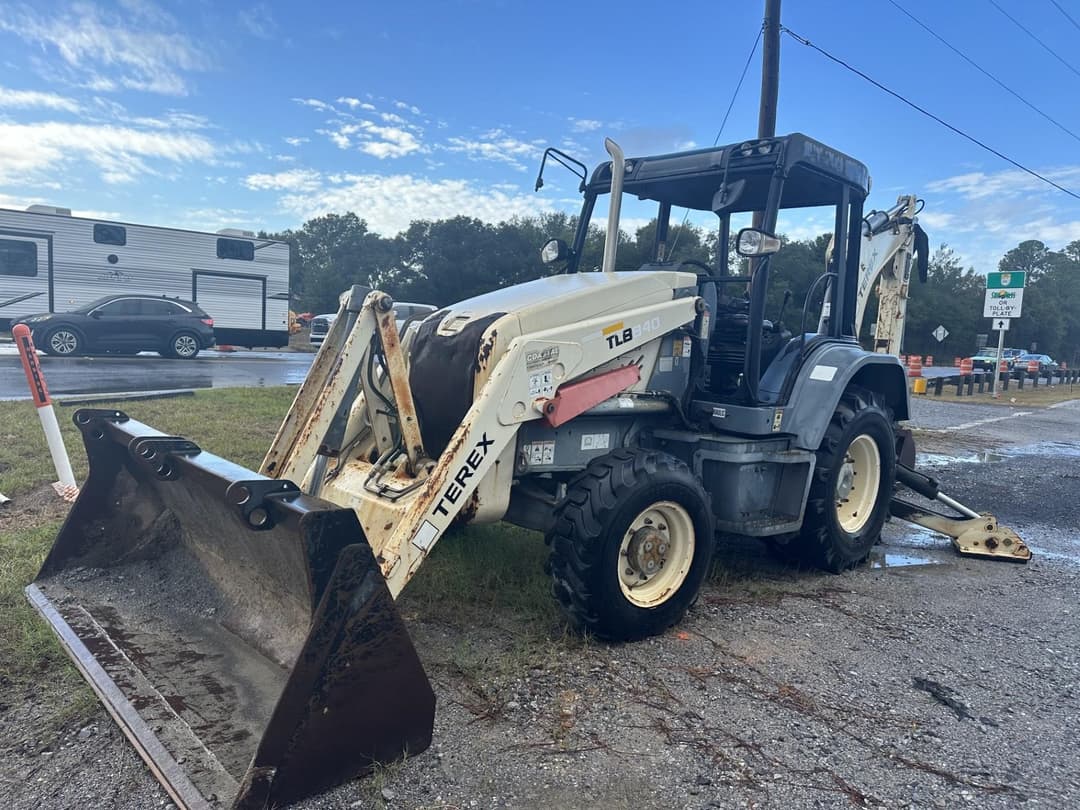 Image of Terex TLB840 Primary Image