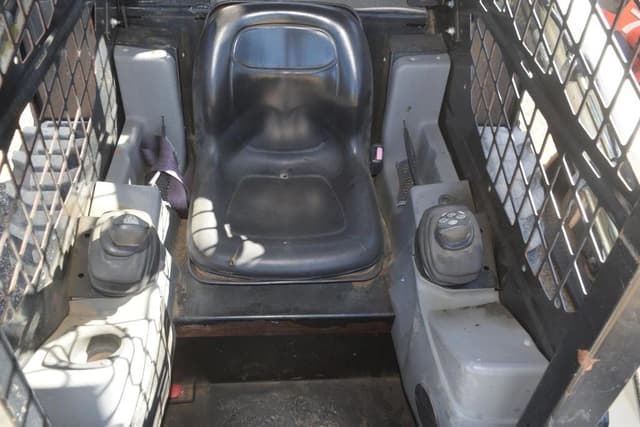 Image of Terex V200S equipment image 4