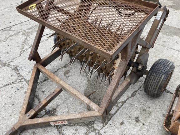 Terra 200 Equipment Image0