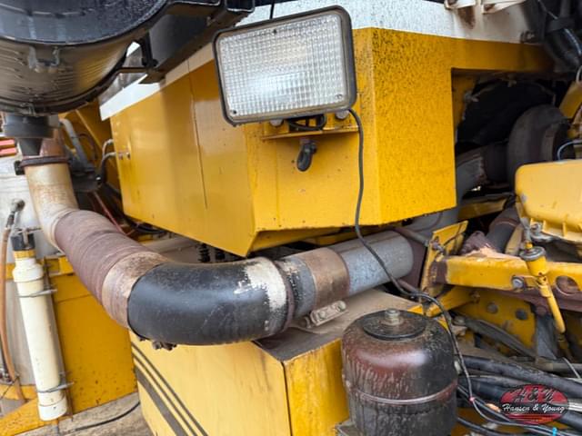 Image of Ag-Chem Terra-Gator 1803 equipment image 4