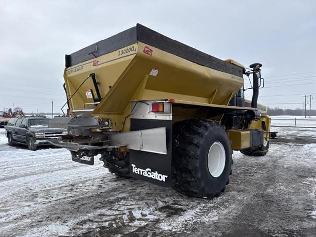 Image of Ag-Chem Terra-Gator 8103 equipment image 2