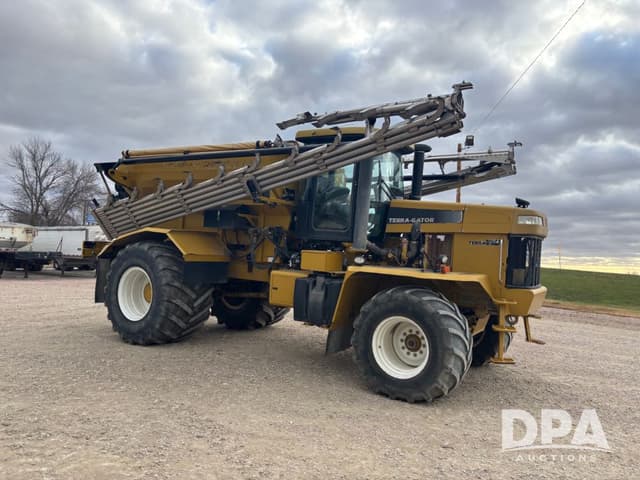 Image of Terra-Gator TG8204 equipment image 1