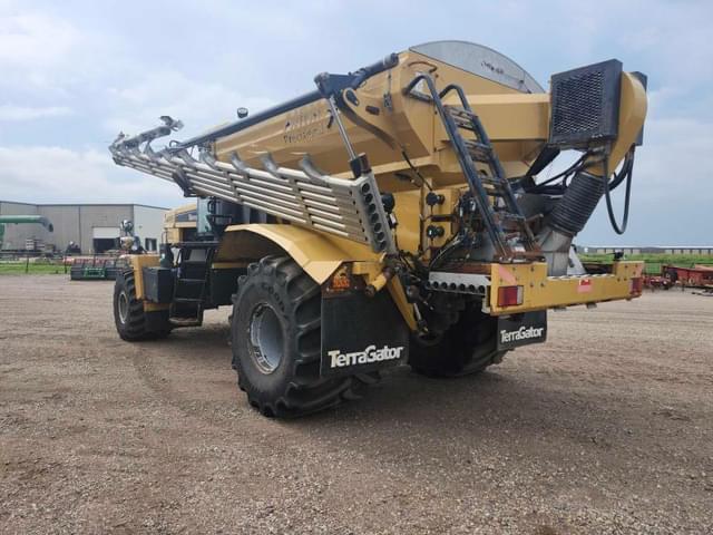 Image of Terra-Gator TG8400 equipment image 3