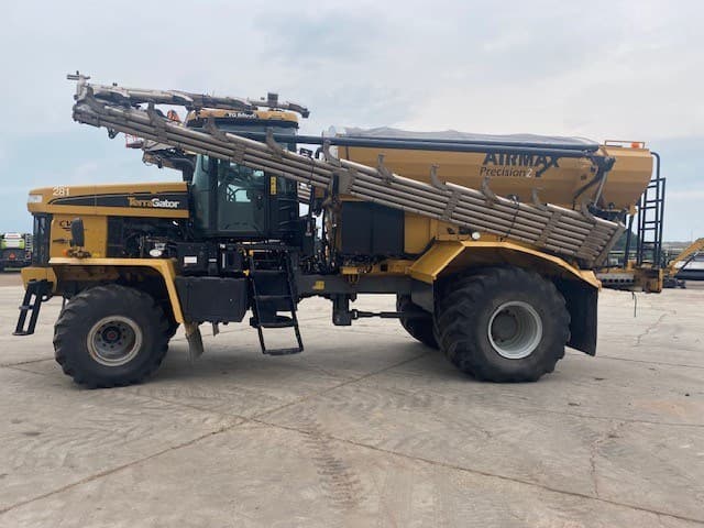 Image of Terra-Gator TG8400C equipment image 2