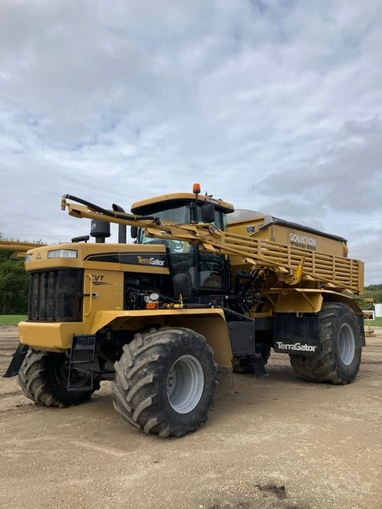 2020 Terra-Gator TG8400C Equipment Image0