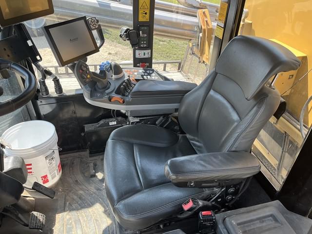Image of Terra-Gator TG8400C equipment image 4