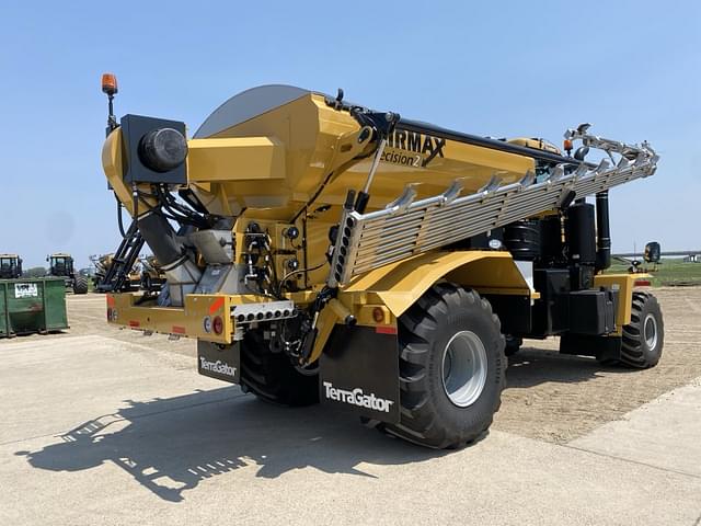 Image of Terra-Gator TG8400C equipment image 4