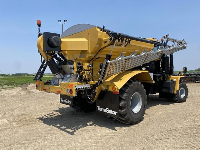 Image of Terra-Gator TG8400C equipment image 4