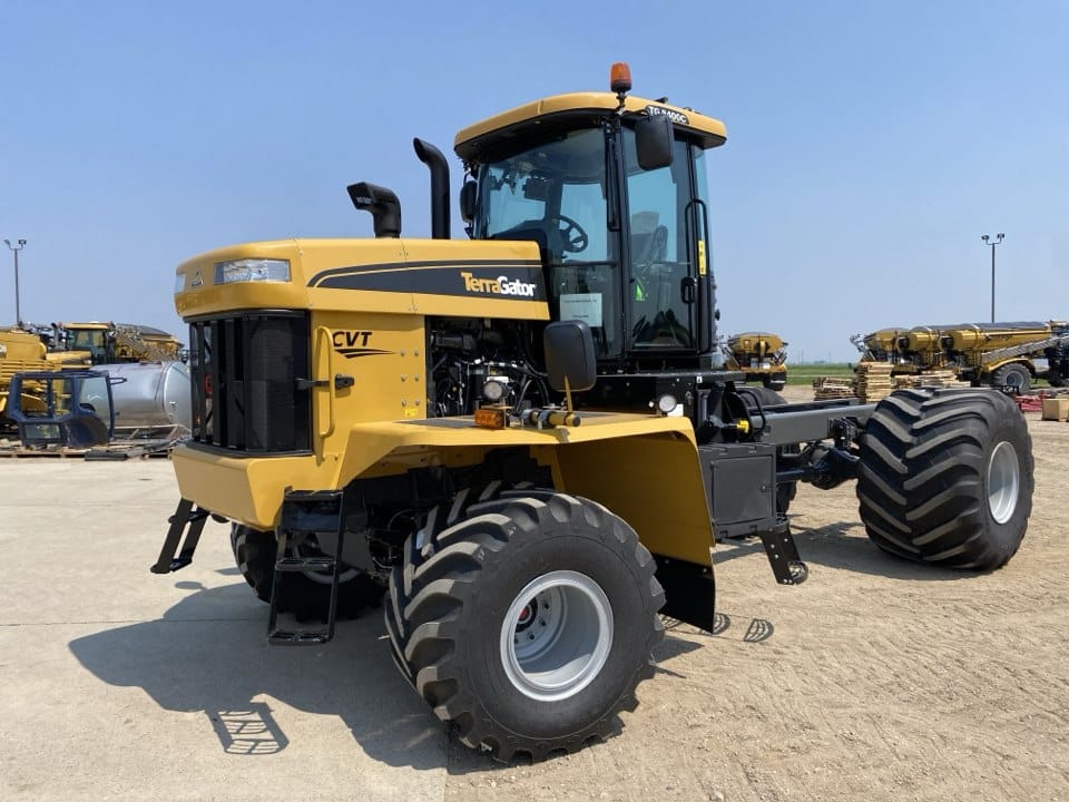 2025 Terra-Gator TG8400C Equipment Image0