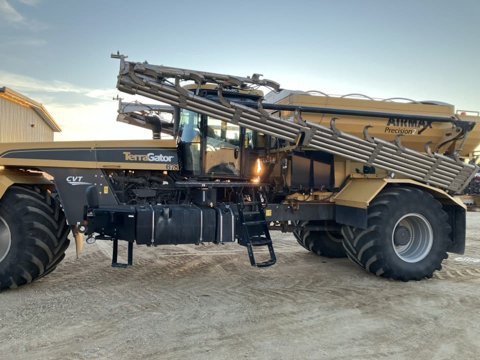 2021 Terra-Gator TG9300C Equipment Image0