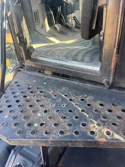 Image of Terra-Gator TG9300B equipment image 4