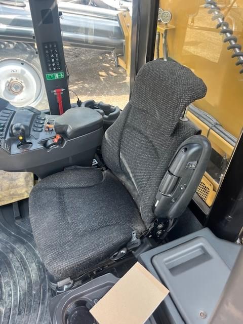 Image of Terra-Gator TG9300B equipment image 4