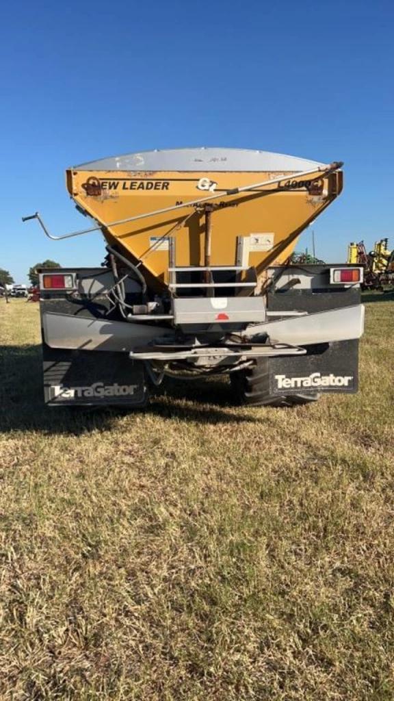 Image of Ag-Chem Terra-Gator 6103 equipment image 3