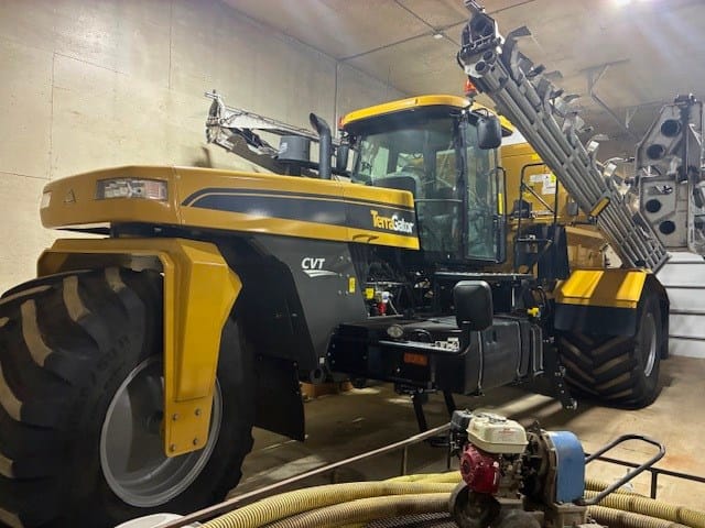 2023 Terra-Gator TG9300C Equipment Image0
