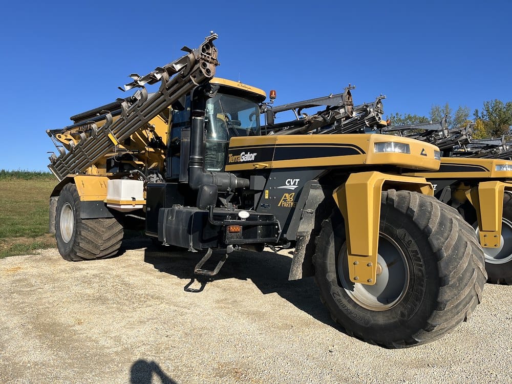 2019 Terra-Gator TG9300C Equipment Image0