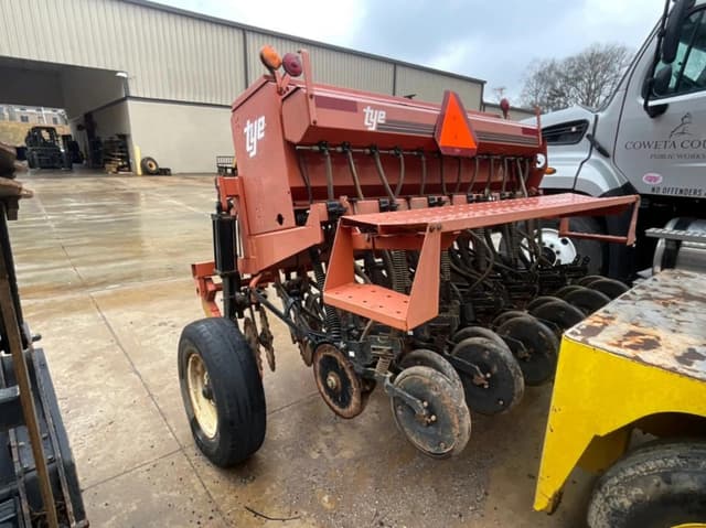 Image of Tye 2007 equipment image 1