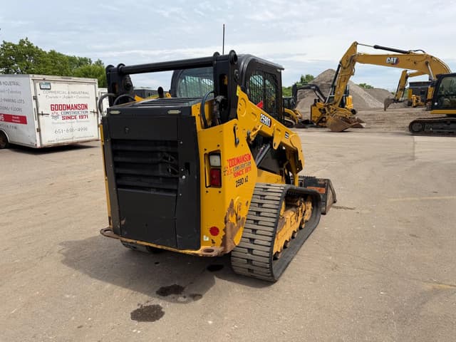 Image of Caterpillar 259D3 equipment image 4