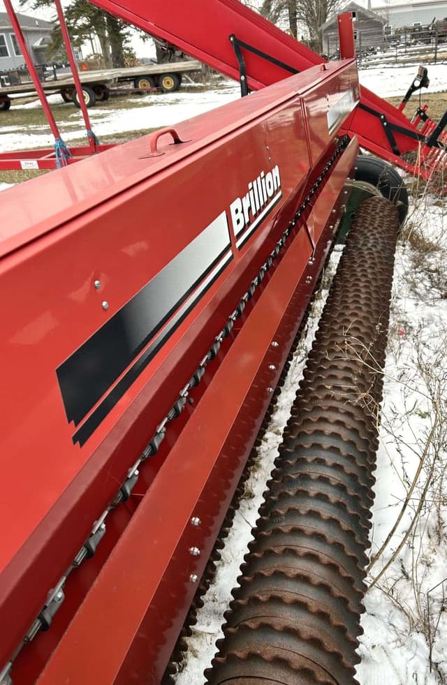 Image of Brillion SS112 equipment image 1