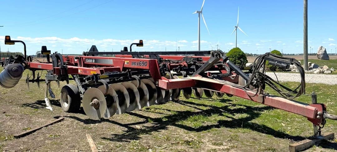 Image of Case IH MRX690 Image 0