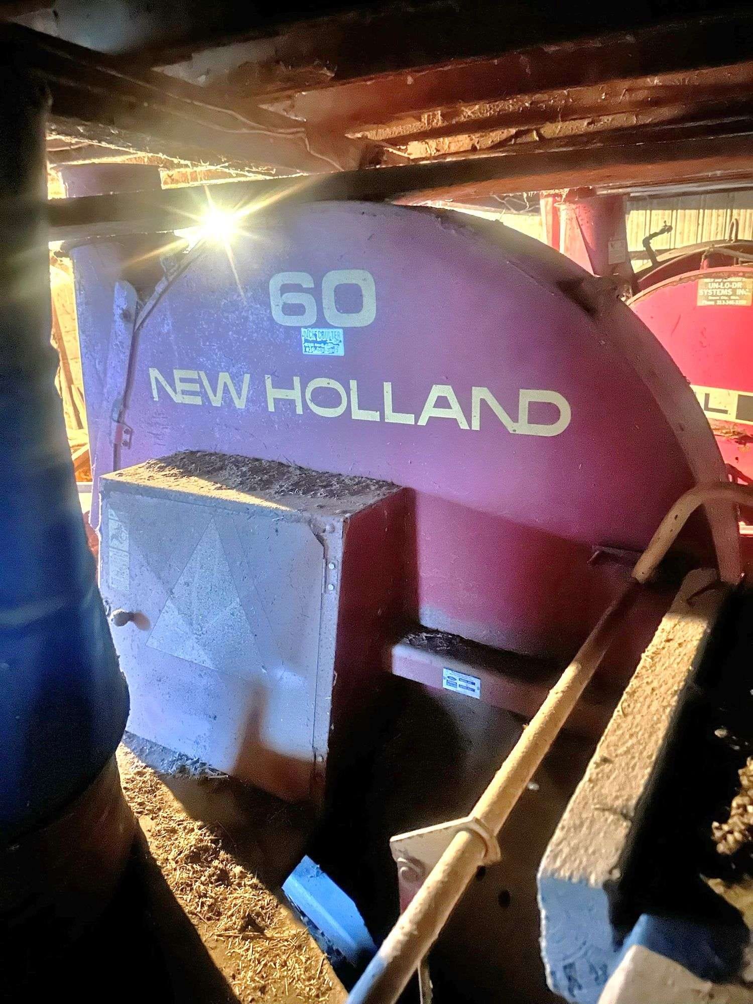 New Holland 60 Equipment Image0