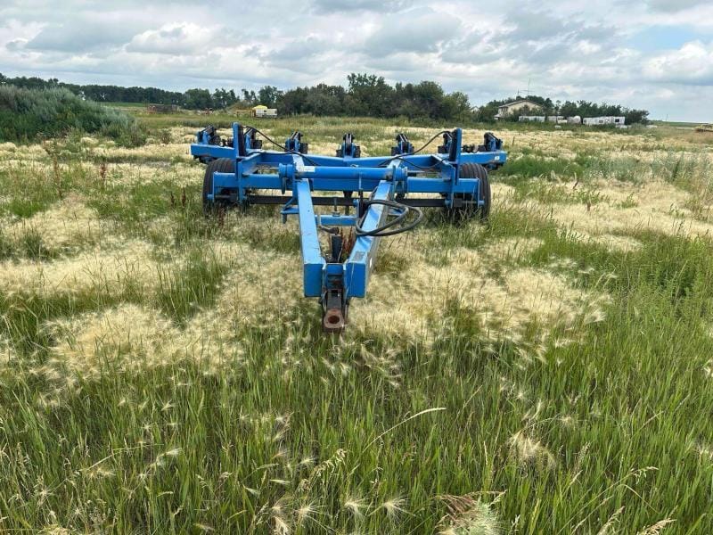 DMI Tiger-Two Equipment Image0