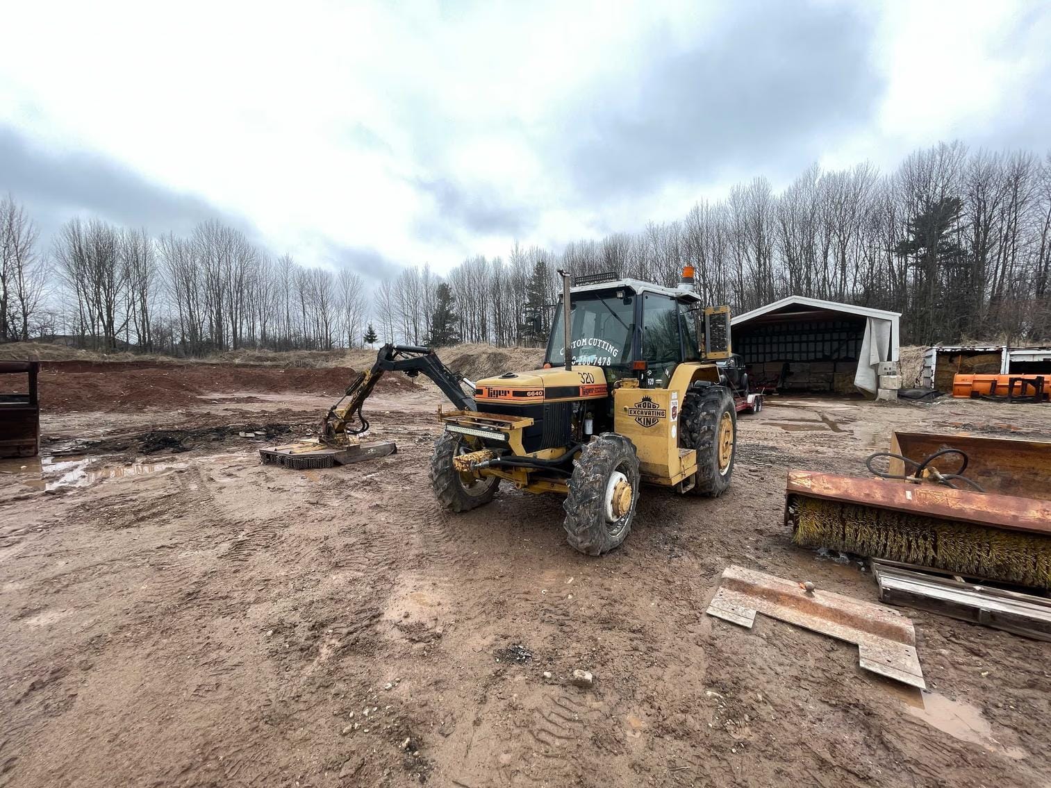 Ford 6640 Equipment Image0