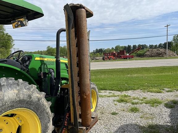 Image of John Deere 5100E equipment image 4