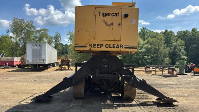 Image of Tigercat 230 equipment image 4