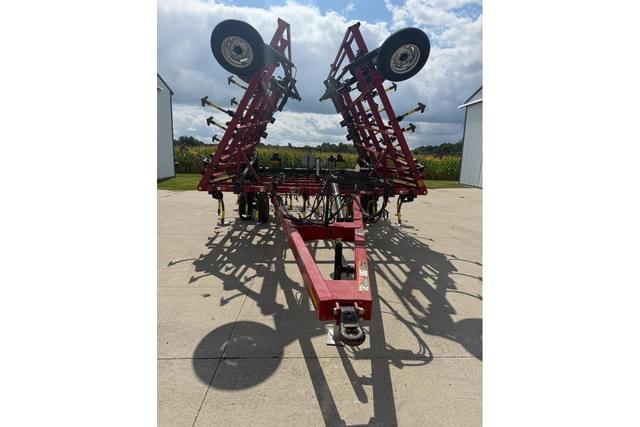 Image of Case IH Tigermate 200 equipment image 3