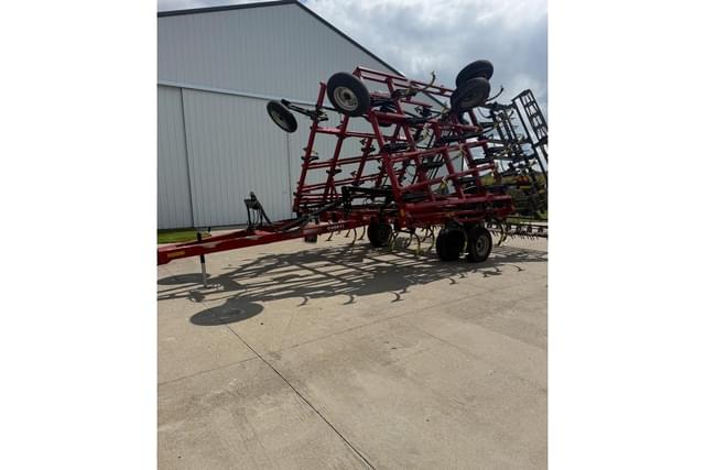 Image of Case IH Tigermate 200 equipment image 4