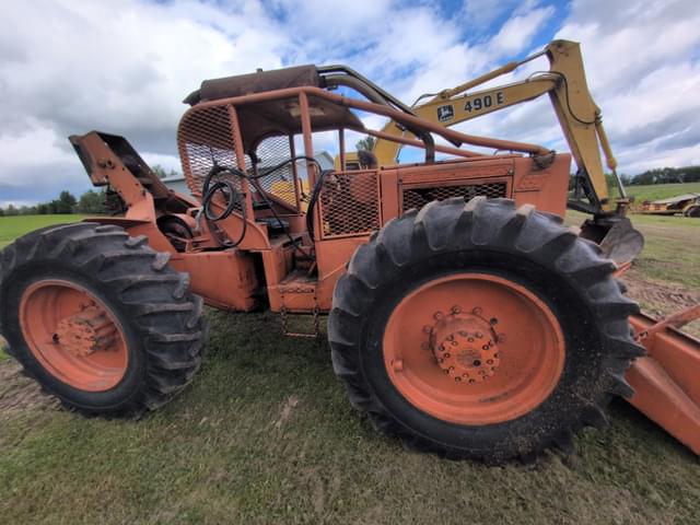 Image of Timberjack 320 equipment image 3