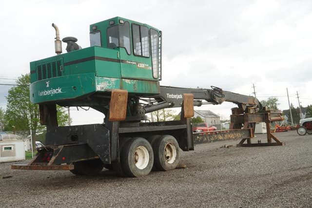 Image of Timberjack 430B equipment image 4