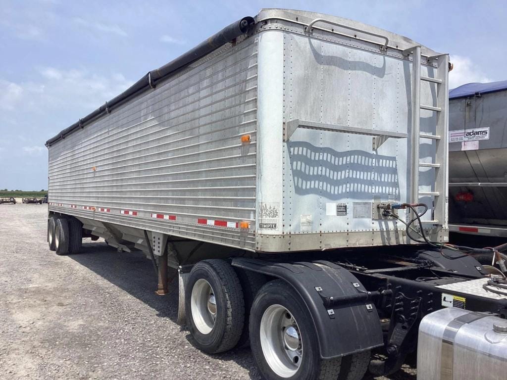 2000 Timpte Super Hopper Equipment Image0
