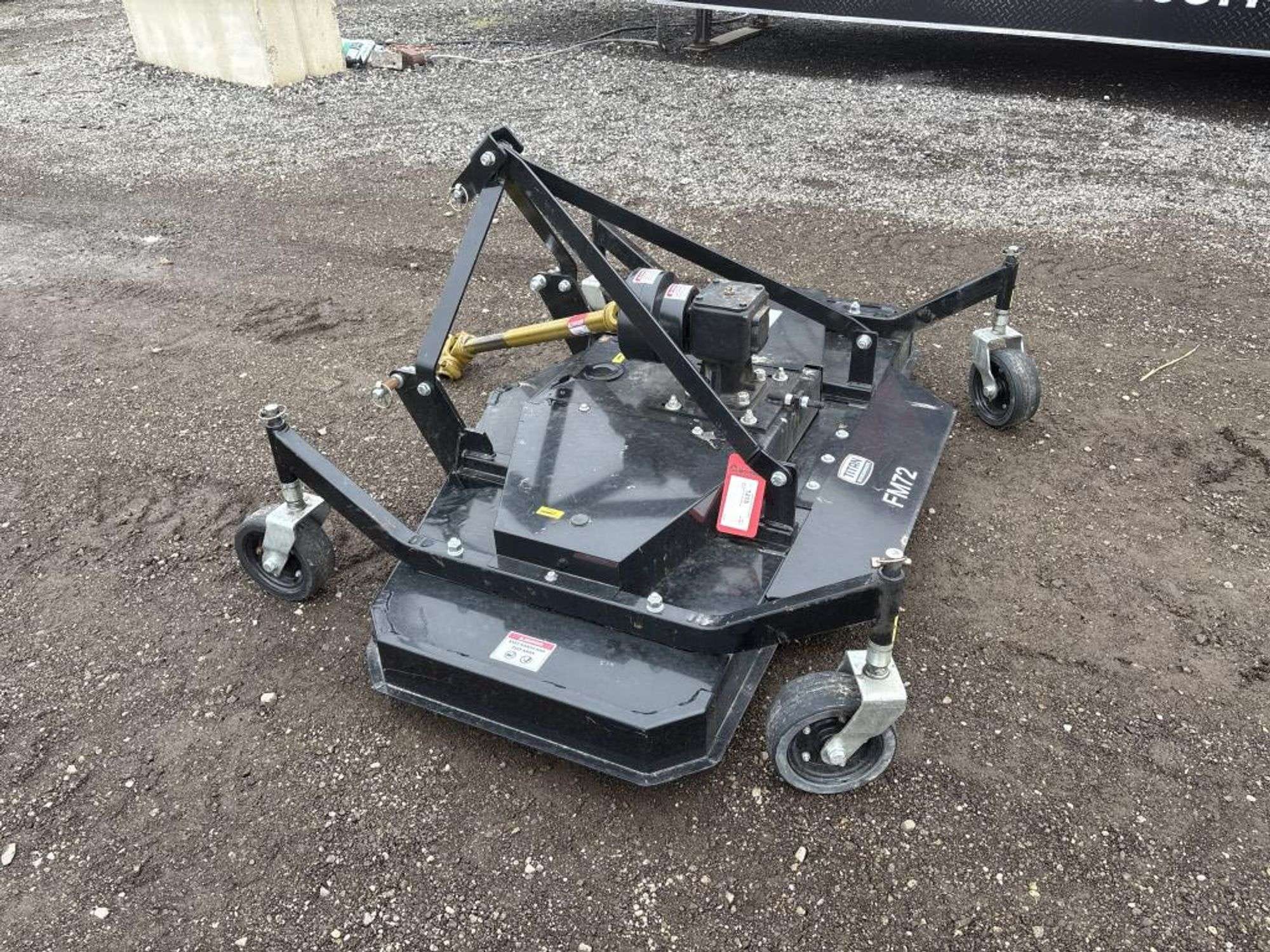 Titan FM72 Equipment Image0