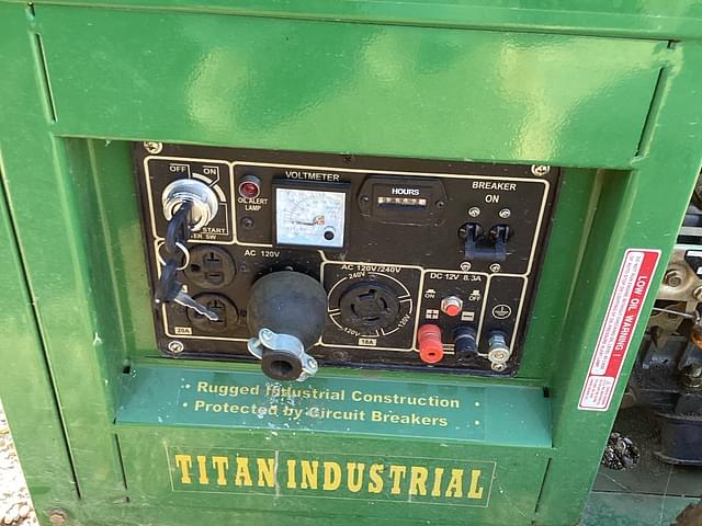 Image of Titan Industrial 5500 equipment image 2